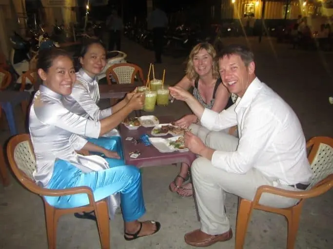 Eating by Day and still Eating by Night, photo 13